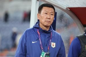 betvictor伟德(中国)唯一官方网站-鲁媒：崔康熙老派韩式打法难跟上潮流，泰山队无法保持稳定发挥
